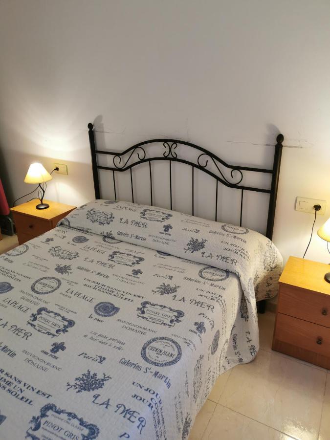 Hostal Residencia Celma Сан-Карлос-де-ла-Рапита Экстерьер фото